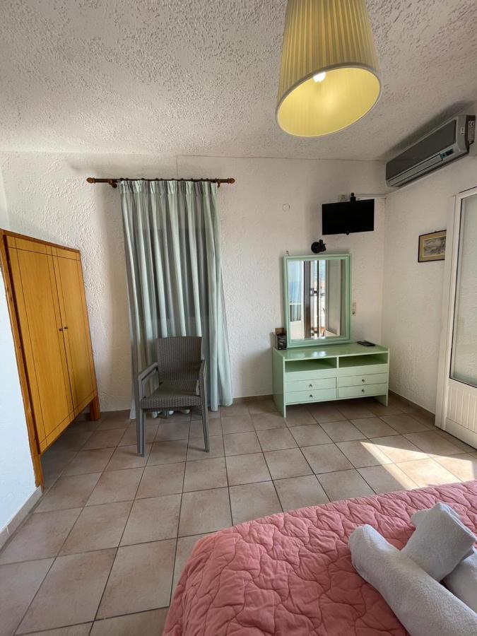 Yannis Apartments Barbati Exterior foto